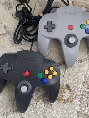 2 Nintendo 64 Gray and Black Controllers Authentic OEM N64 Original Untested